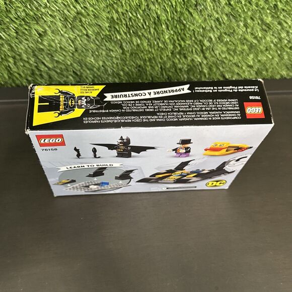 LEGO 76158 Batman Batboat The Penguin Pursuit! New Retired Damaged Box - Picture 3 of 6